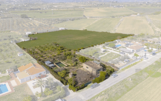 Terrain de 17000 m2 à Villafranco del Guadalhorce