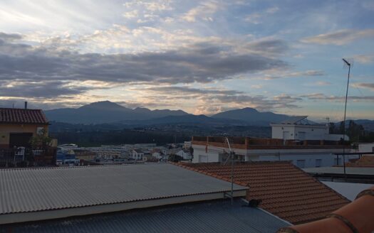 Casa famliar de pueblo de 3 plantas